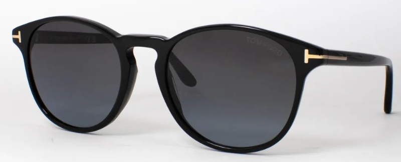 Óculos de sol estilo retrô com armação preta